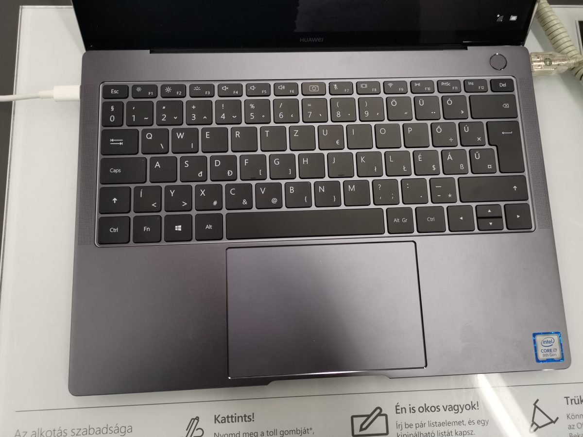 Kezünkben a Huawei MateBook X Pro notebook