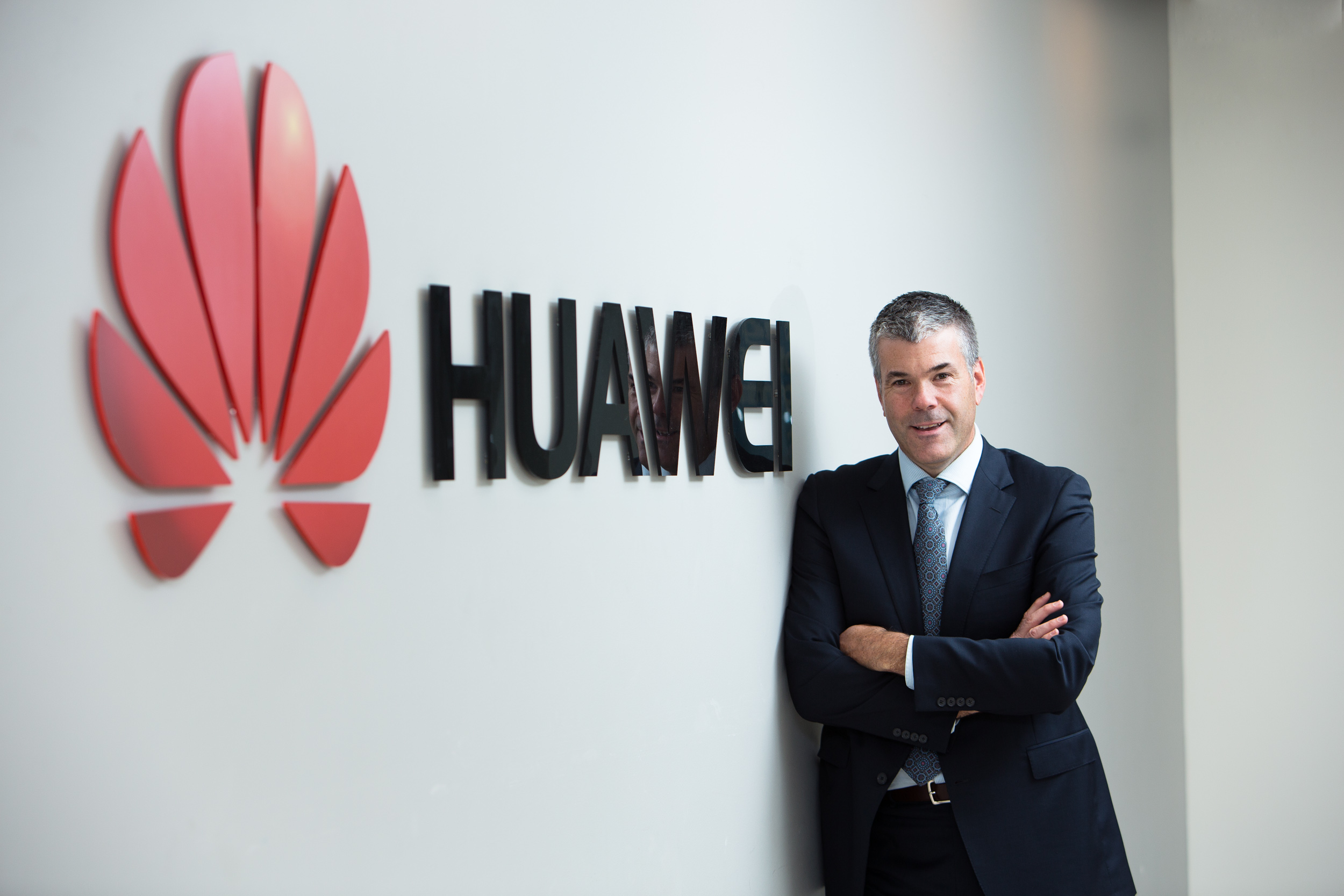 Lemondott a Huawei kanadai ágazatának egyik vezetője
