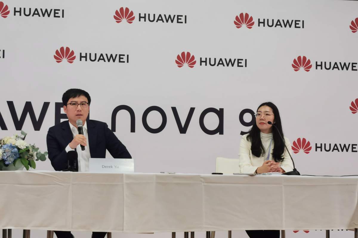 Derek Yu, a Huawei Nova 9 bemutatóját követő interjún
