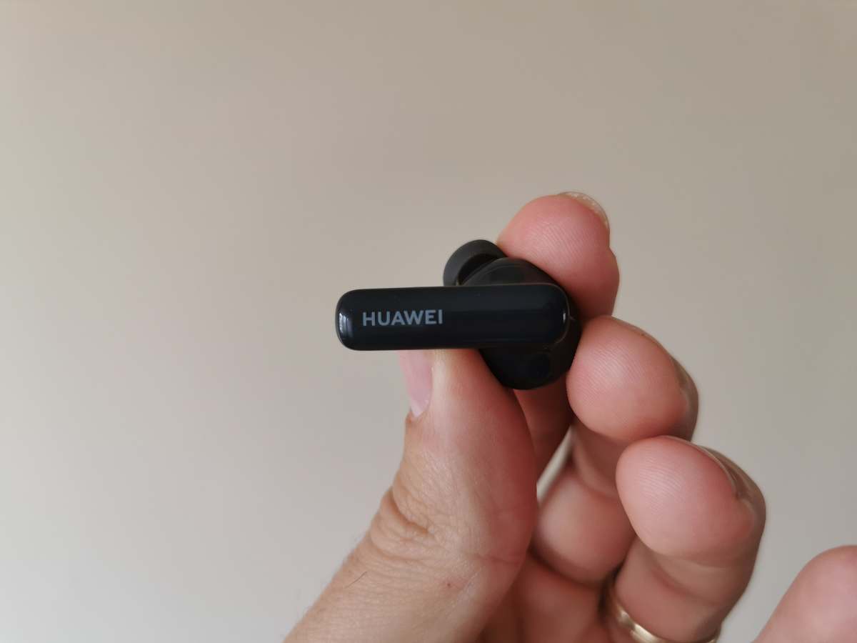 HUAWEI Freebuds 5i headset bemutató